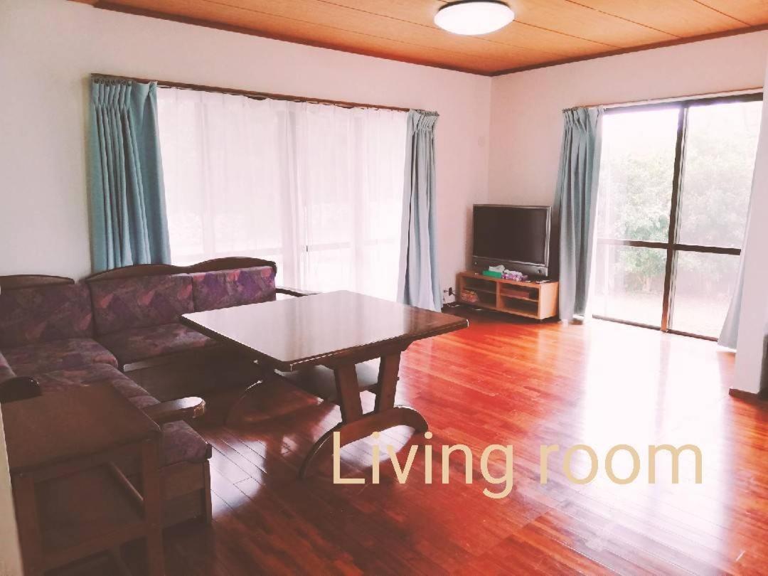 Kakazu Cottage Мотобу Екстер'єр фото